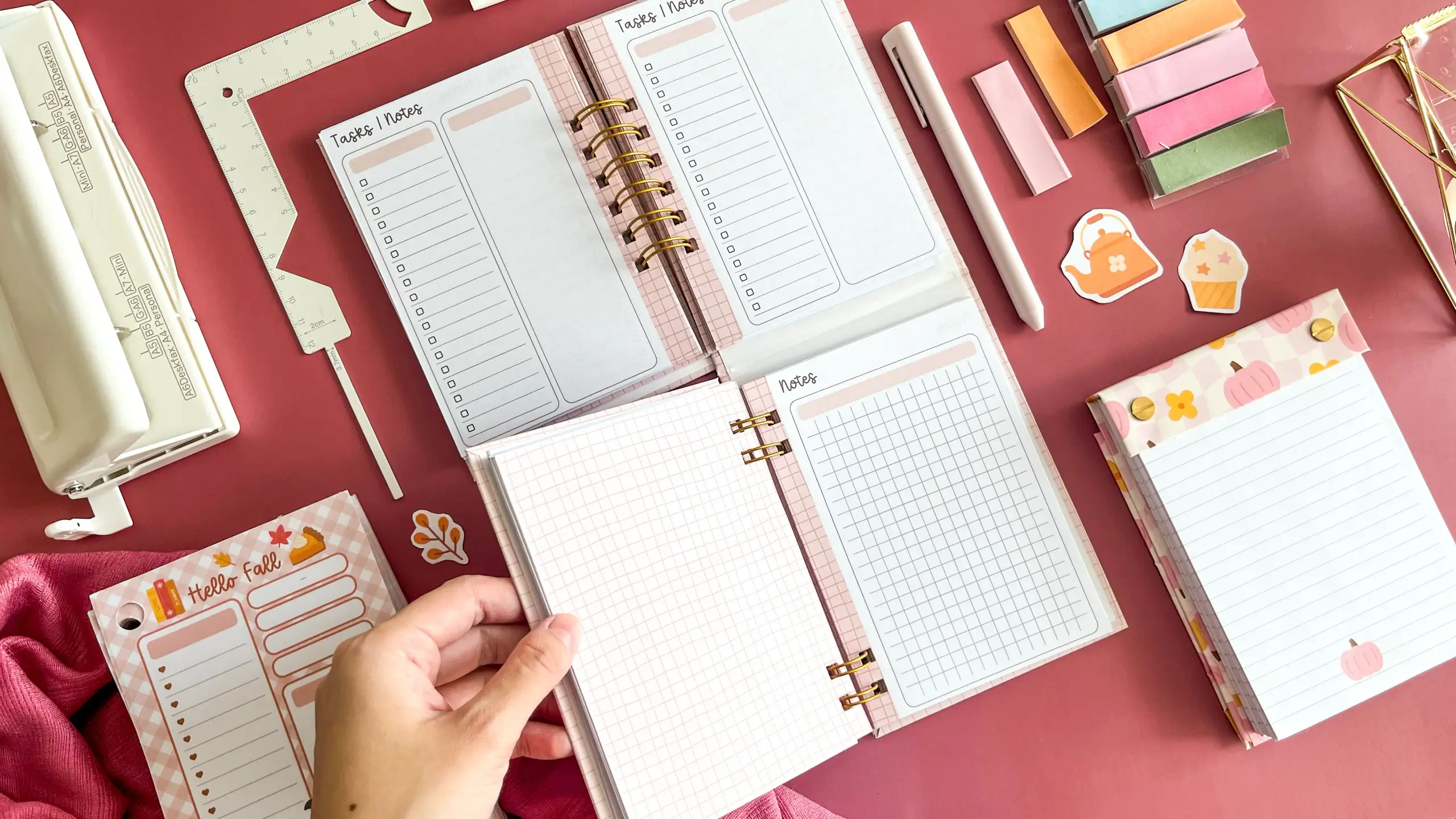 A handmade foldable planner, the finished make from this step-by-step DIY guide