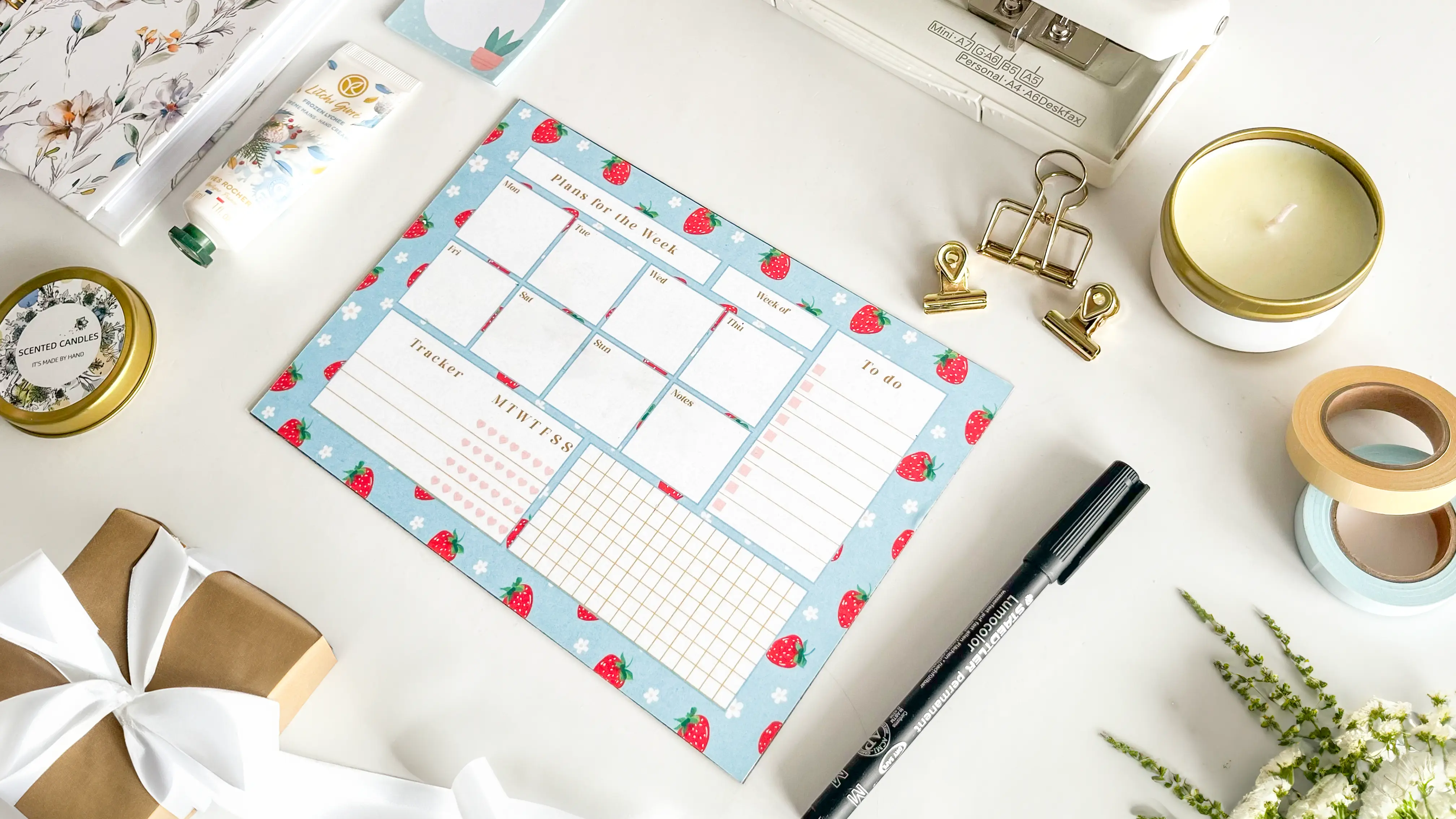 A magnetic planner, one of the simple one-page products you can make in Planify Pro